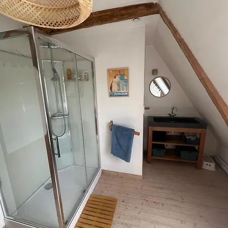 Chez Catherine Nyaraló