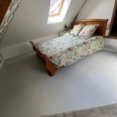 Chez Catherine Nyaraló